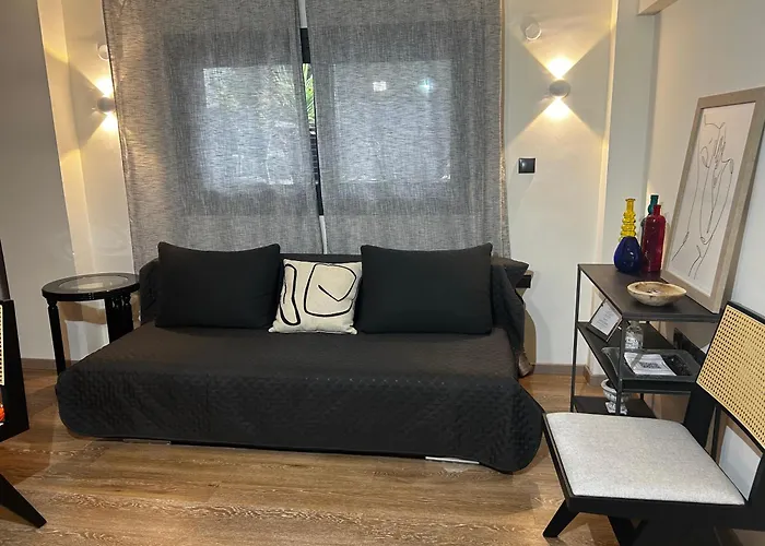Nest Suite By Oikies Rentals